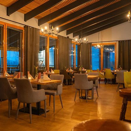 Kide Hotel By Iso-Syoete Ervasti ภายนอก รูปภาพ